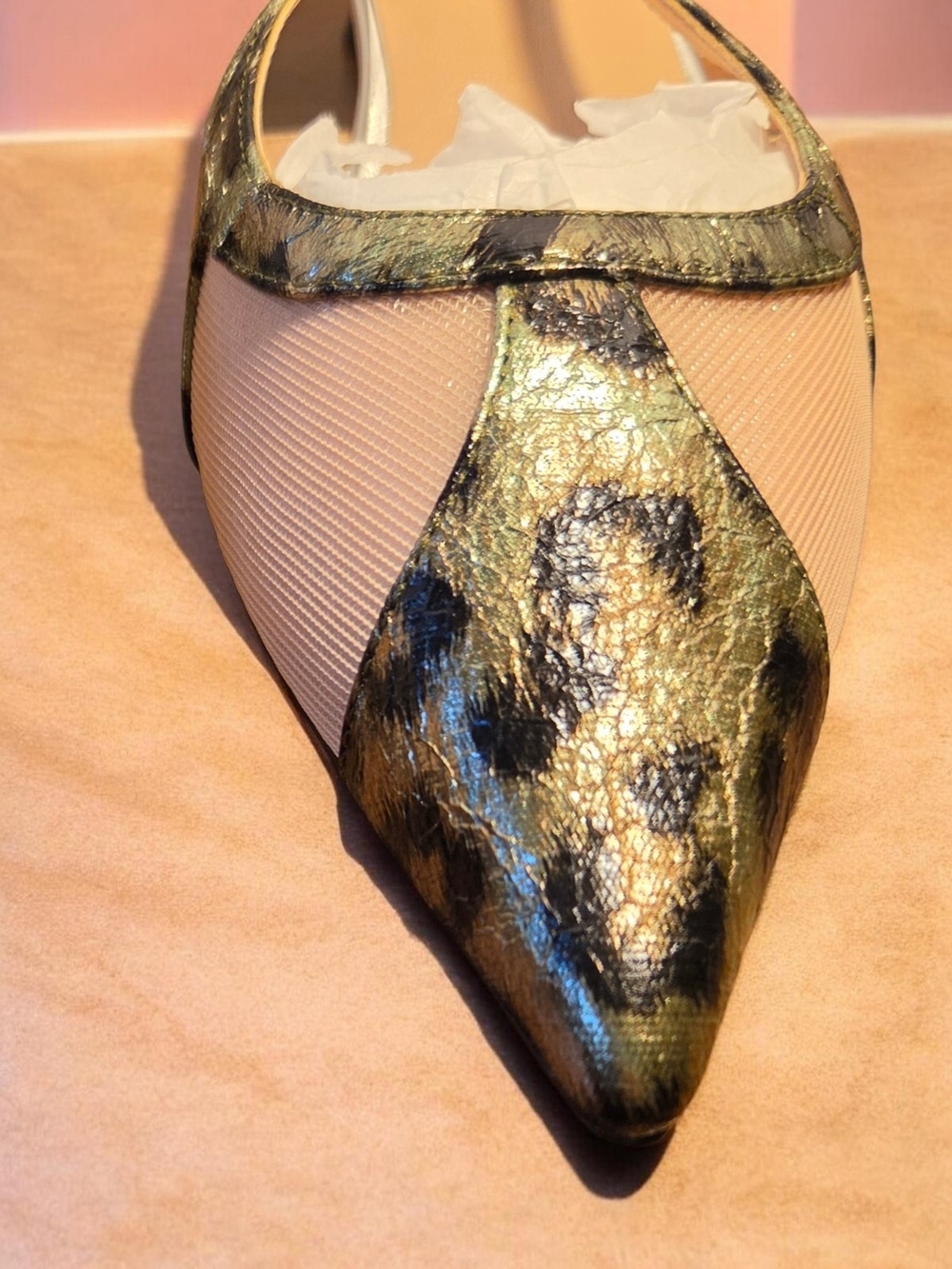 Pointed-toe Slingback Flats Featuring a Mix of Mesh and Metallic Leopard Print ♡ - Picture 4 of 10